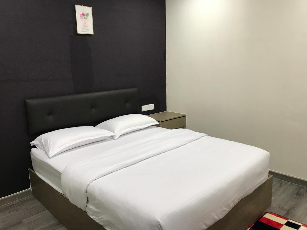 Oyo 90506 Z Stay Inn Hotel Simpang Renggam Dış mekan fotoğraf
