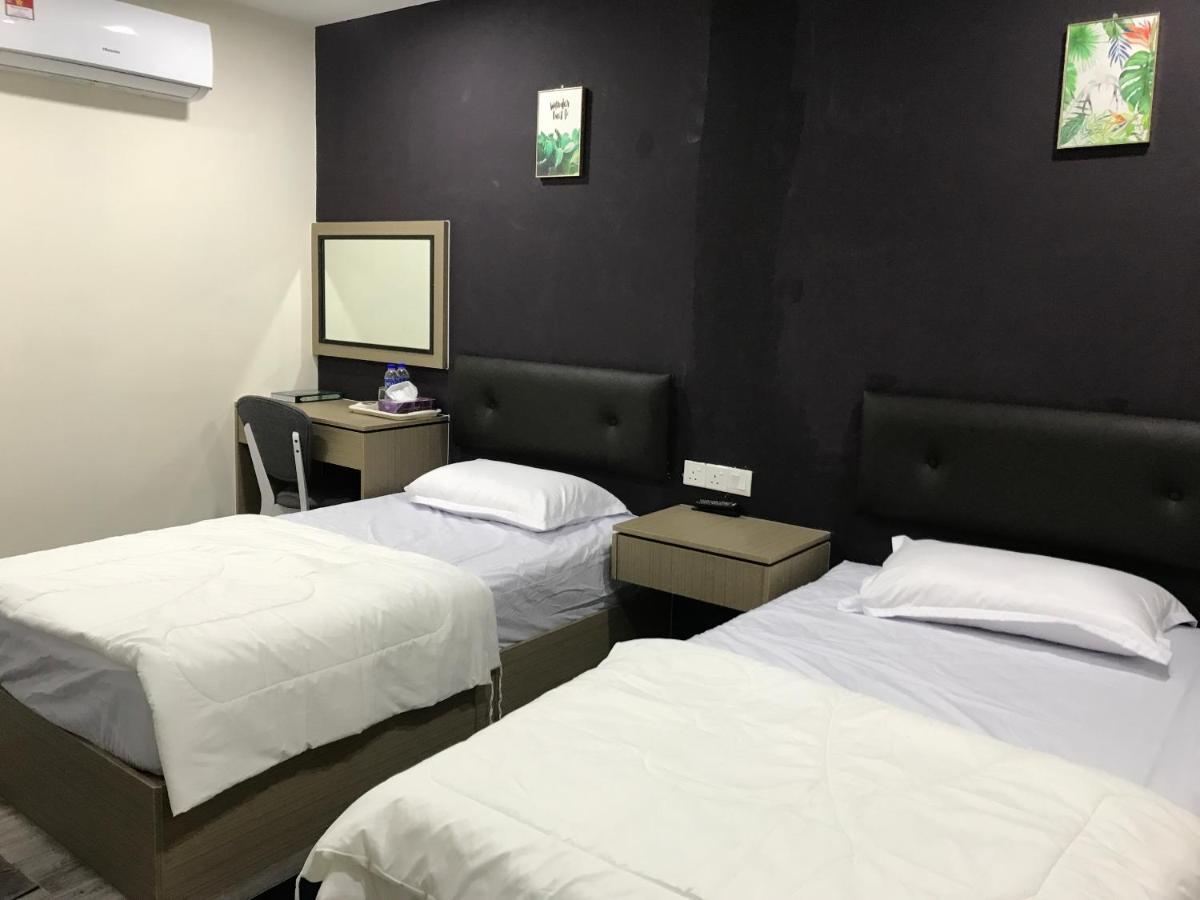 Oyo 90506 Z Stay Inn Hotel Simpang Renggam Dış mekan fotoğraf