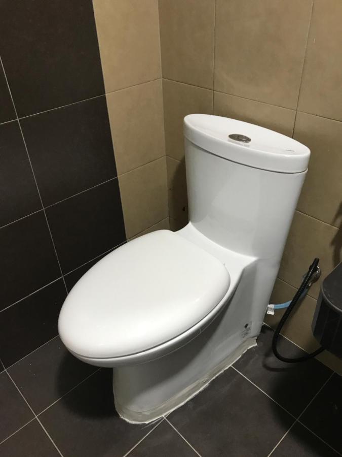 Oyo 90506 Z Stay Inn Hotel Simpang Renggam Dış mekan fotoğraf